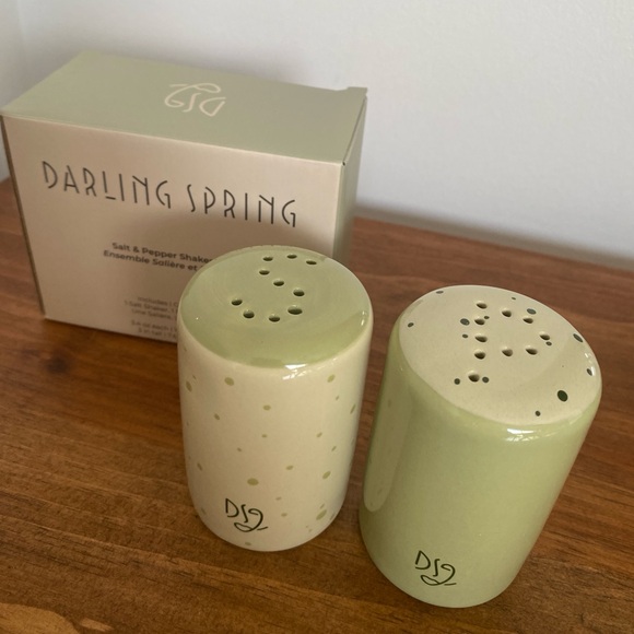 Darling Spring Salt & Pepper Shaker Set - Picture 4 of 8